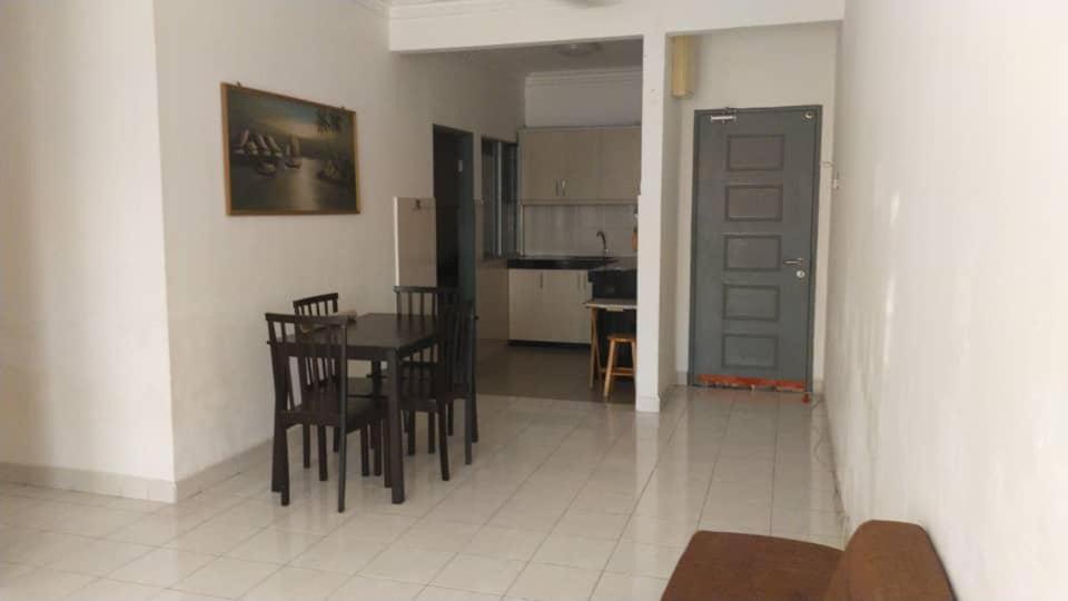 Rizqi Homestay Prima Presint 11 Πουτρατζάγια Εξωτερικό φωτογραφία